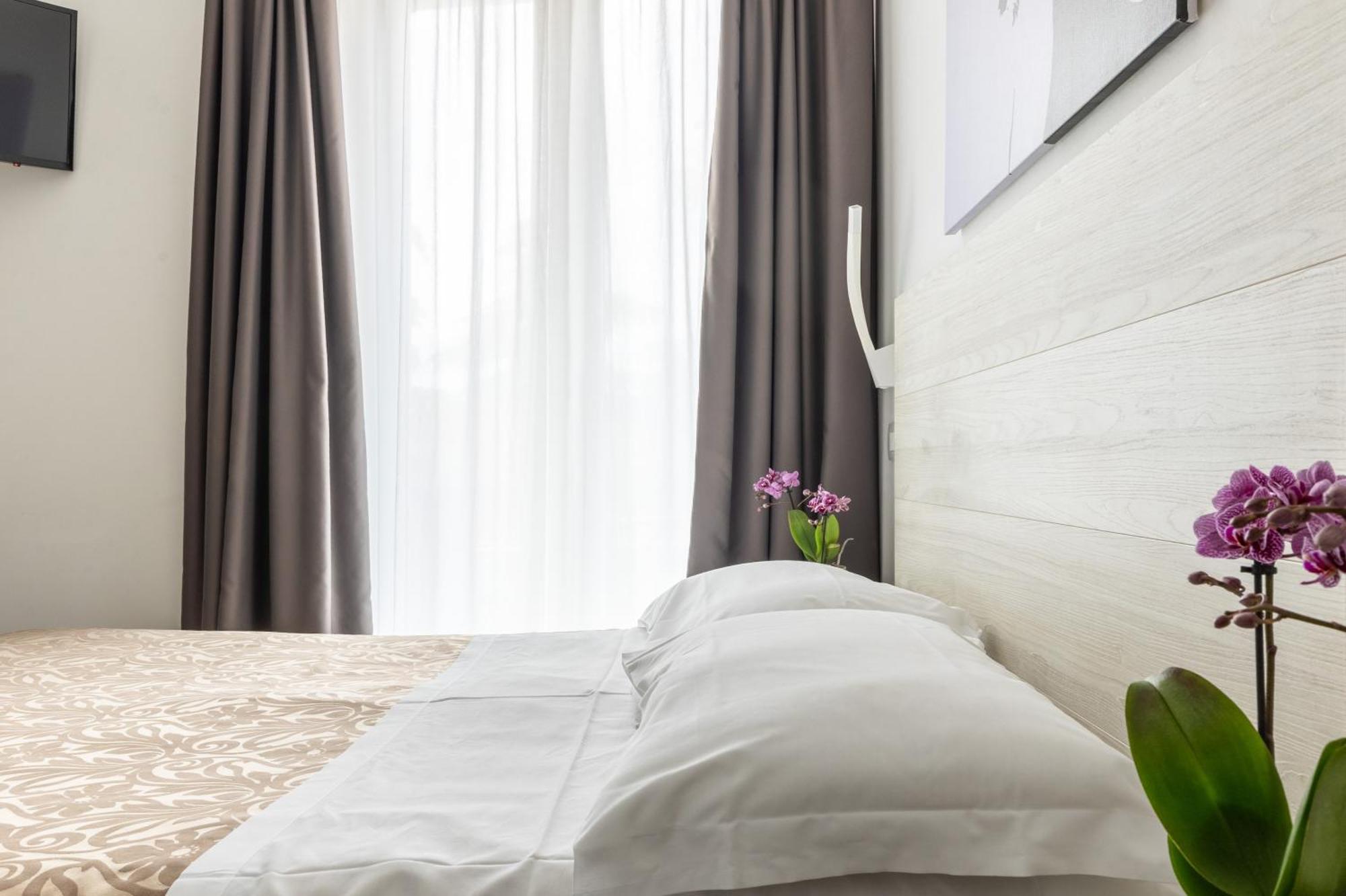 Hotel Italia Garda (Verona) Quarto foto